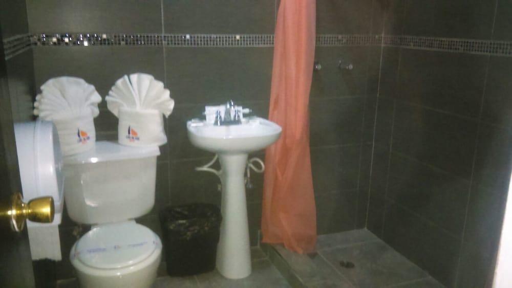 Hotel Los Altos Tijuana Zewnętrze zdjęcie